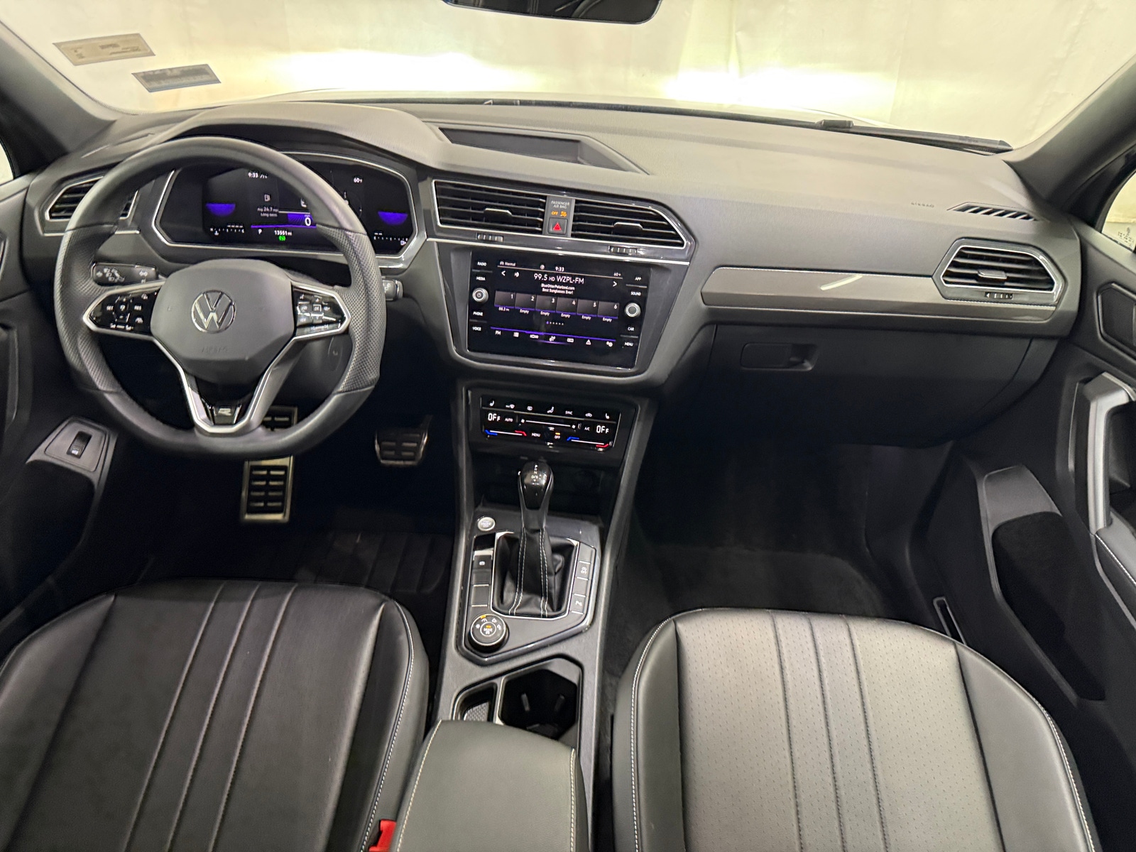 Thumbnail: 2024 Volkswagen Tiguan - 2