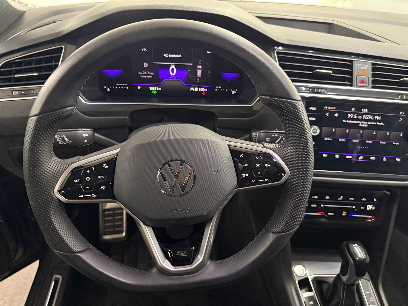 Thumbnail: 2024 Volkswagen Tiguan - 4