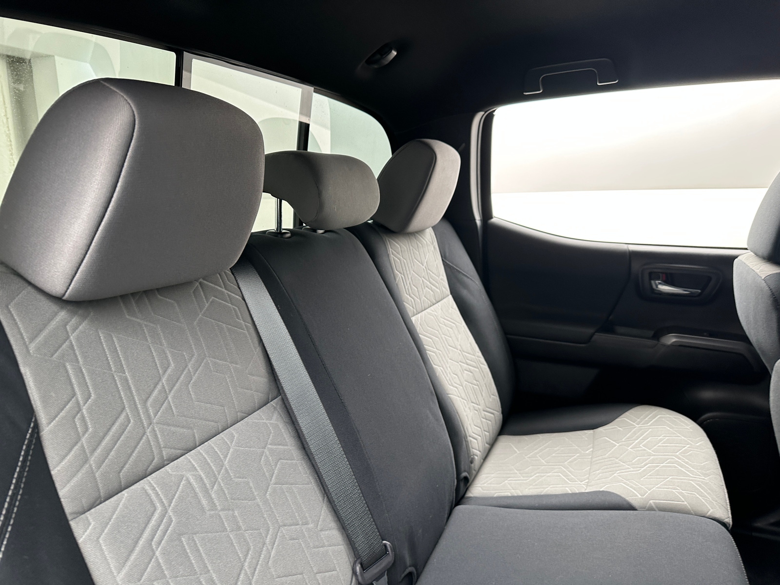 Thumbnail: 2021 Toyota Tacoma - 6