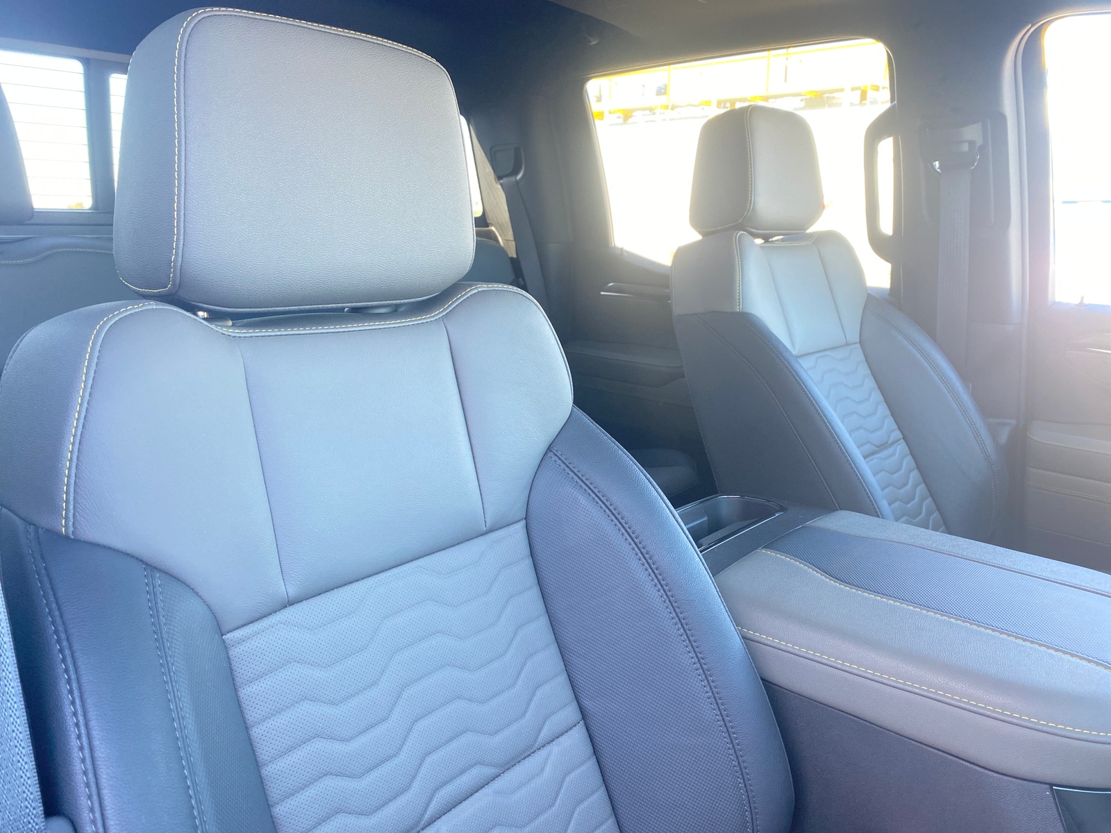 Thumbnail: 2024 Chevrolet Silverado 1500 - 2