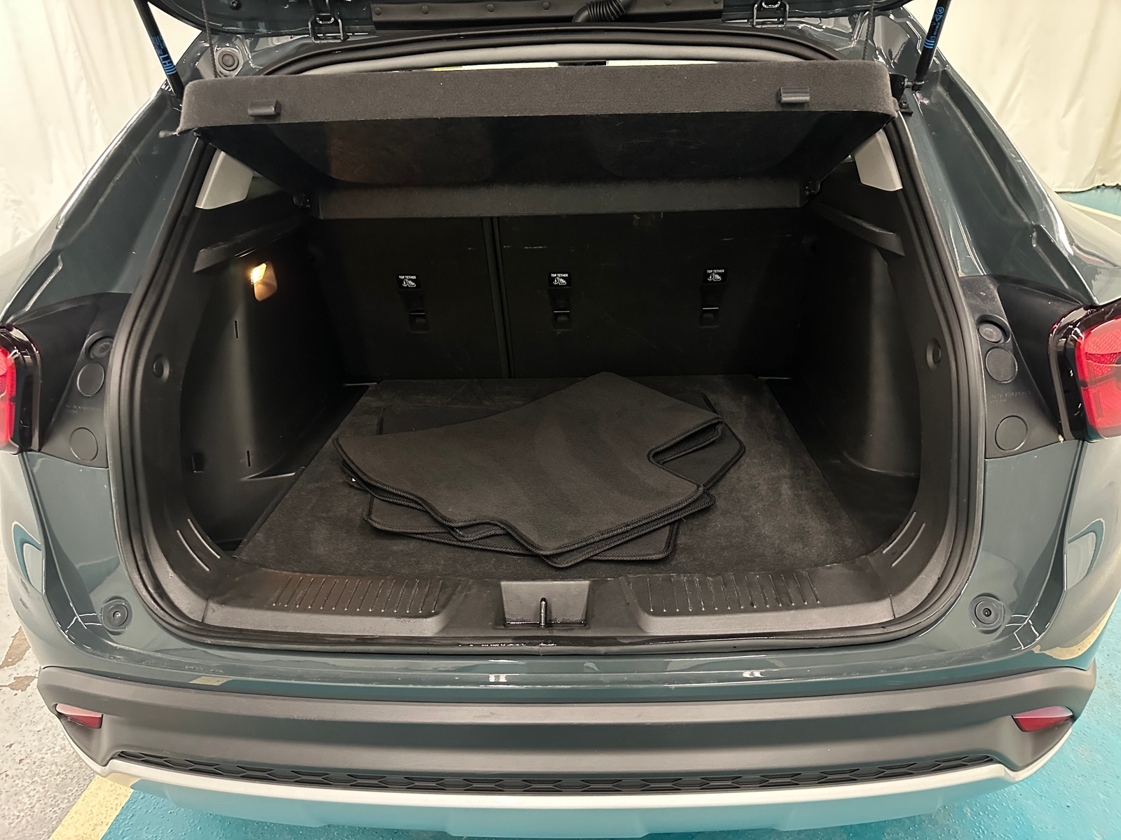 Thumbnail: 2025 Chevrolet Trax - 7