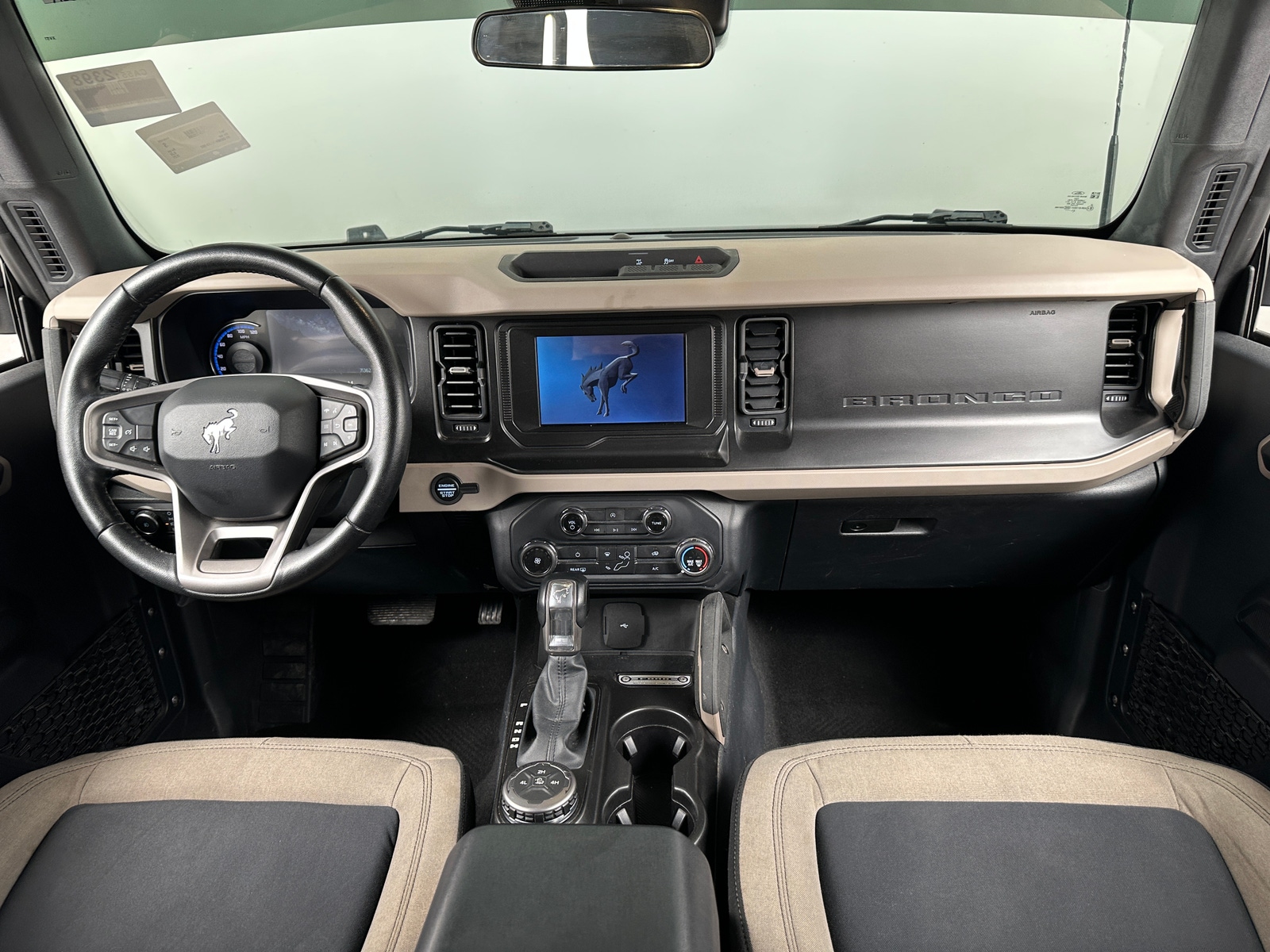 Thumbnail: 2021 Ford Bronco - 3