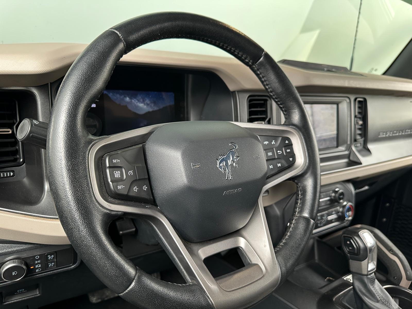 Thumbnail: 2021 Ford Bronco - 5