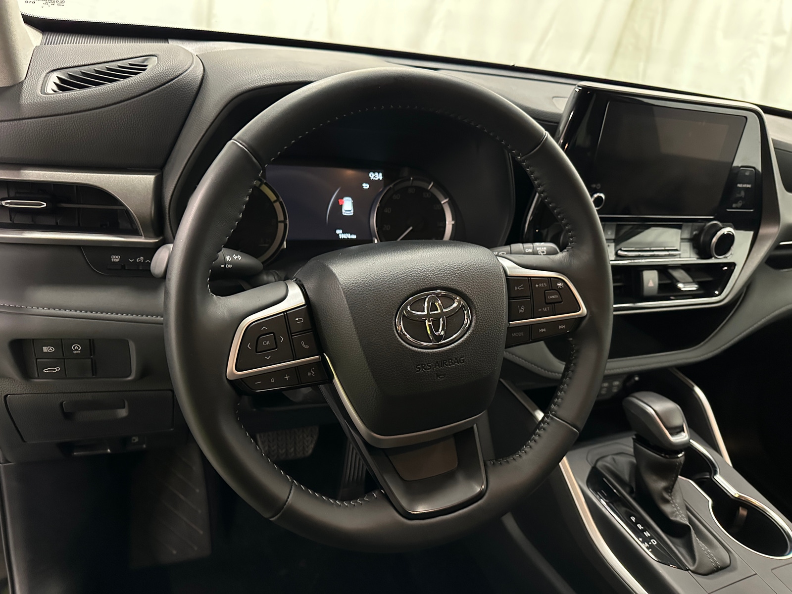 Thumbnail: 2025 Toyota Highlander - 5