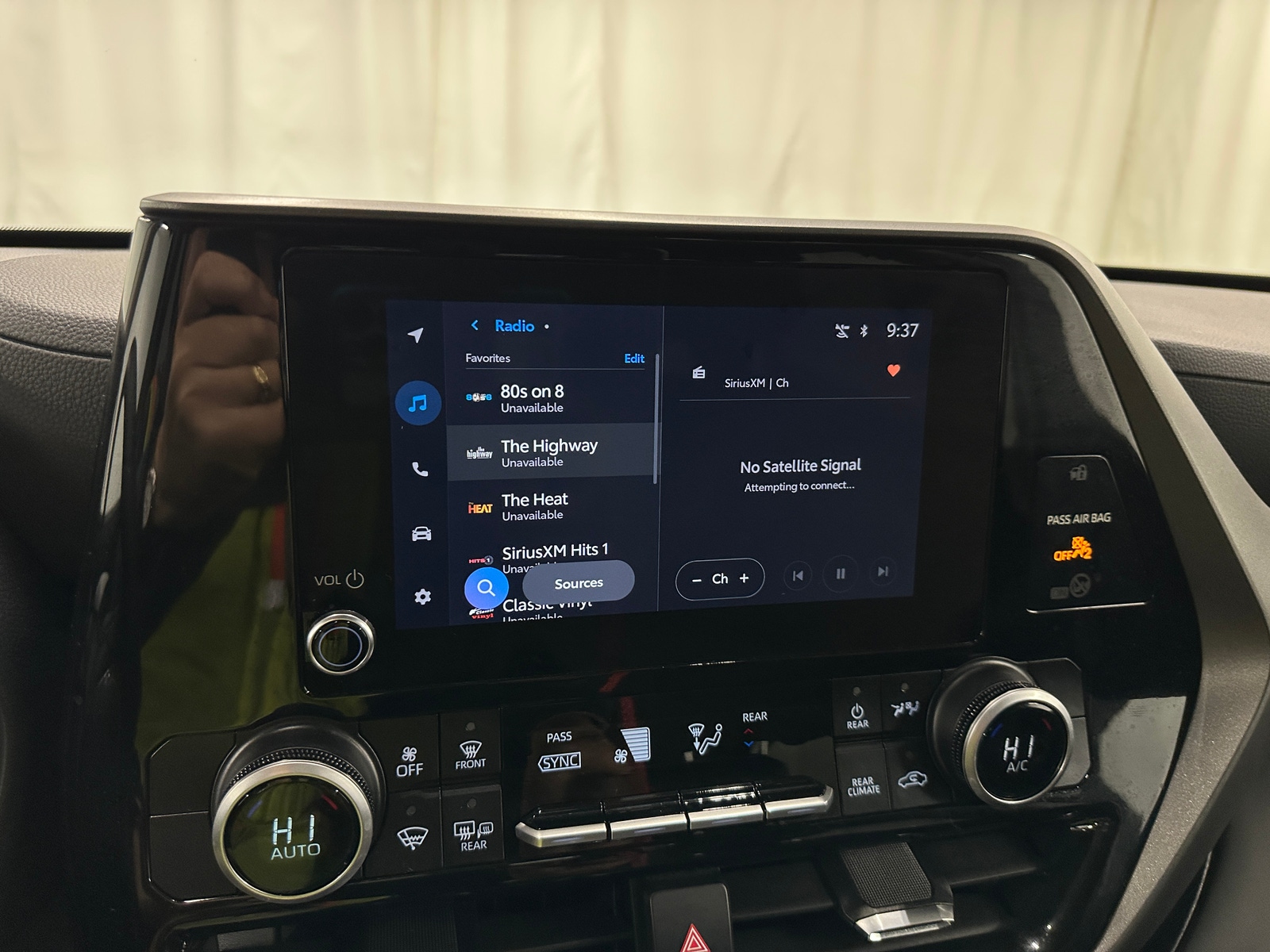 Thumbnail: 2025 Toyota Highlander - 4