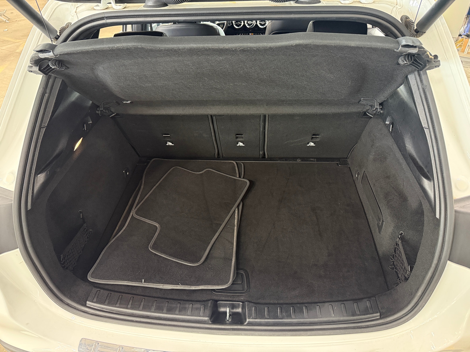 Thumbnail: 2025 Mercedes-Benz GLA - 6