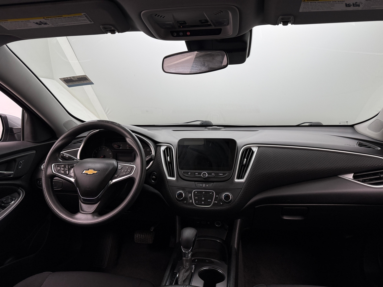 Thumbnail: 2024 Chevrolet Malibu - 3