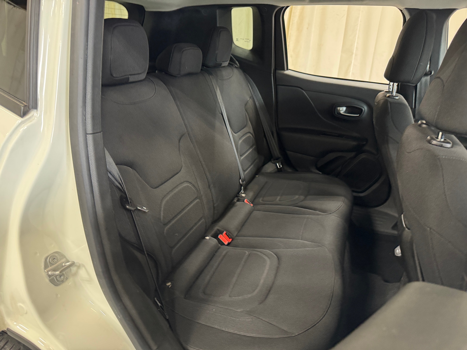 Thumbnail: 2022 Jeep Renegade - 6