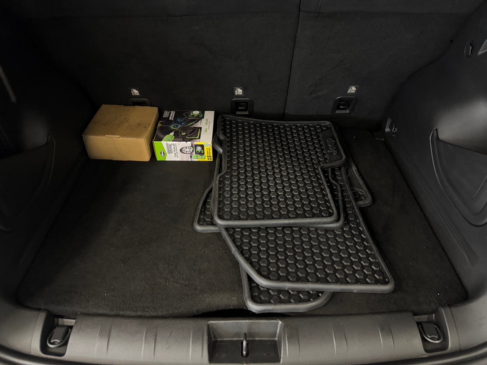 Thumbnail: 2022 Jeep Renegade - 7