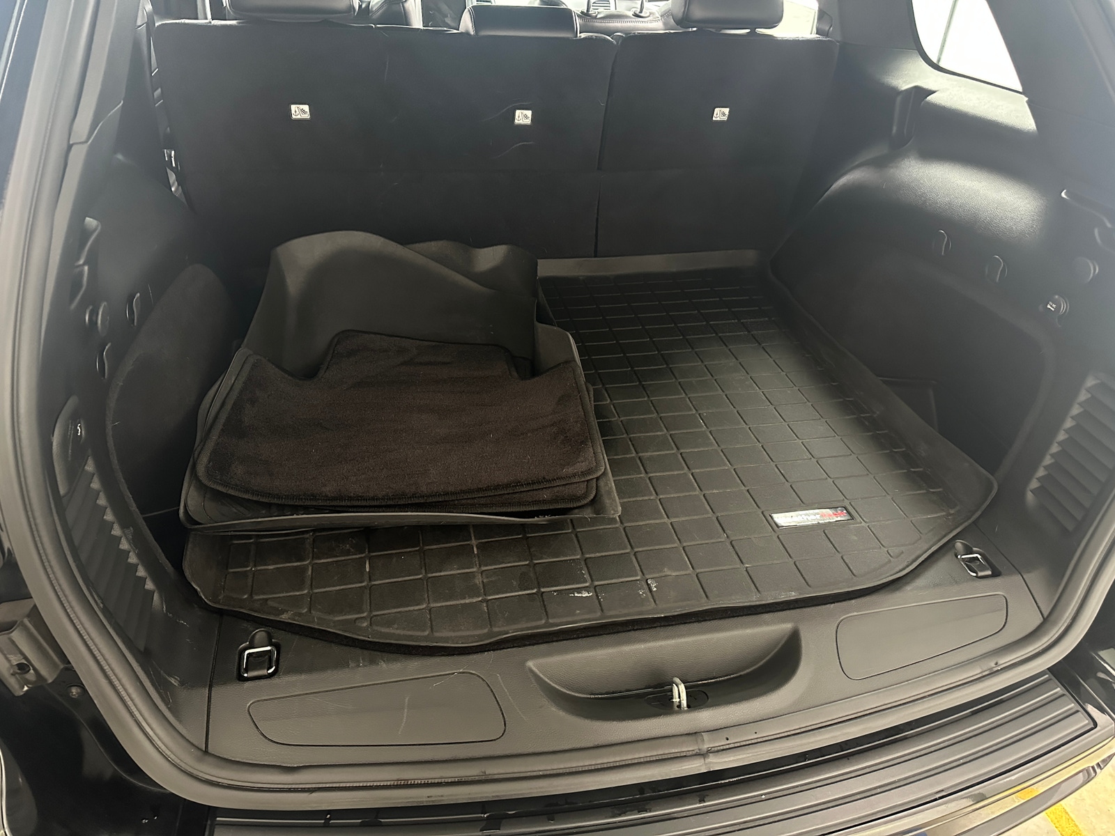 Thumbnail: 2017 Jeep Grand Cherokee - 7