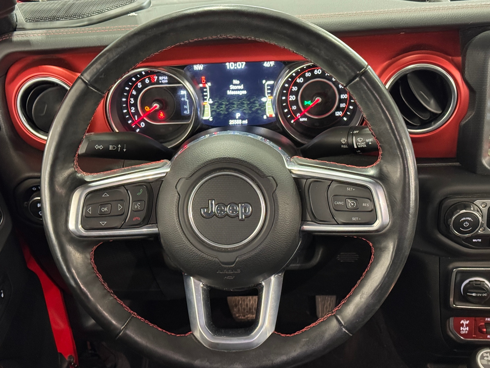 Thumbnail: 2021 Jeep Gladiator - 4