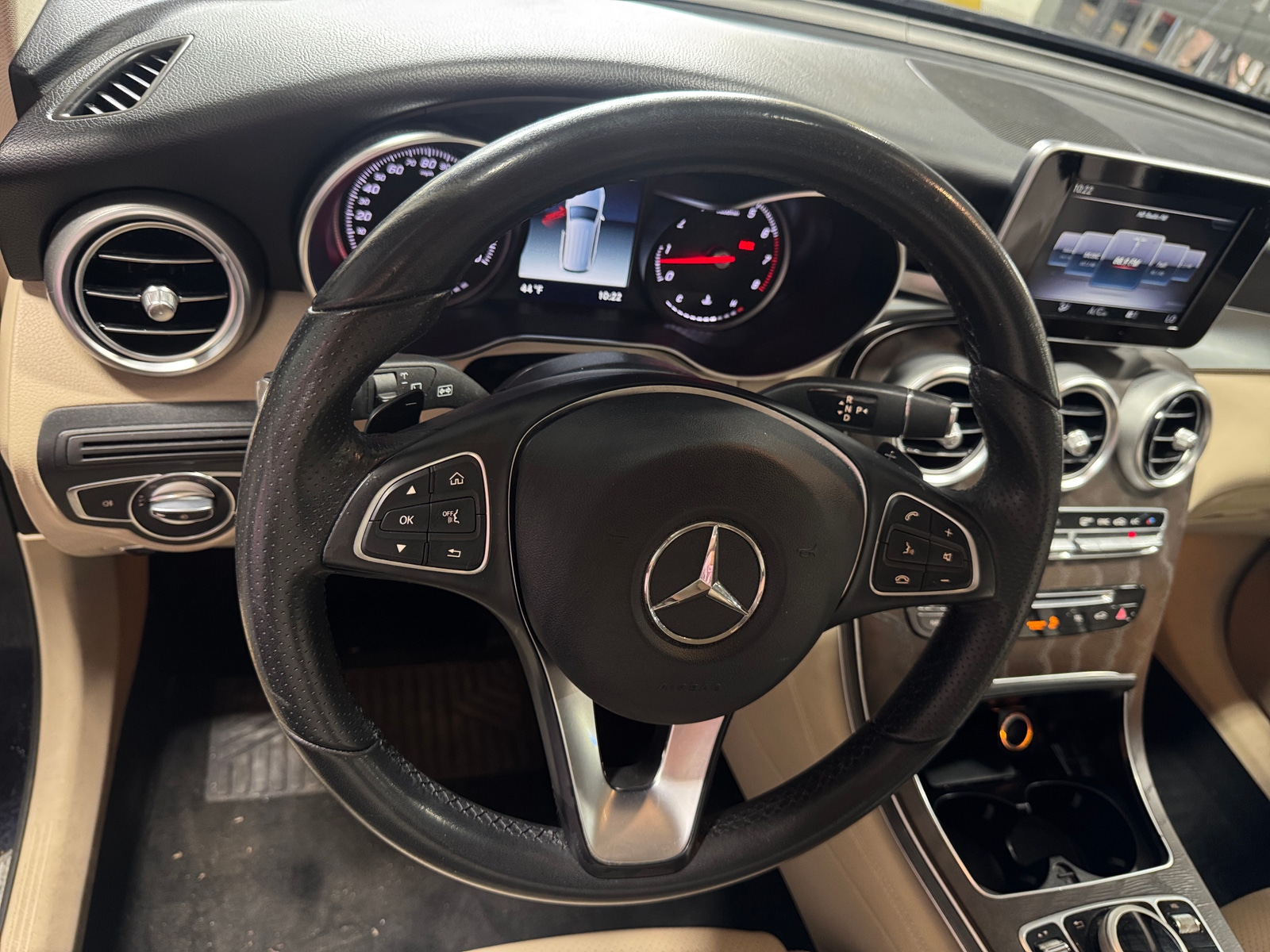 Thumbnail: 2018 Mercedes-Benz GLC - 4