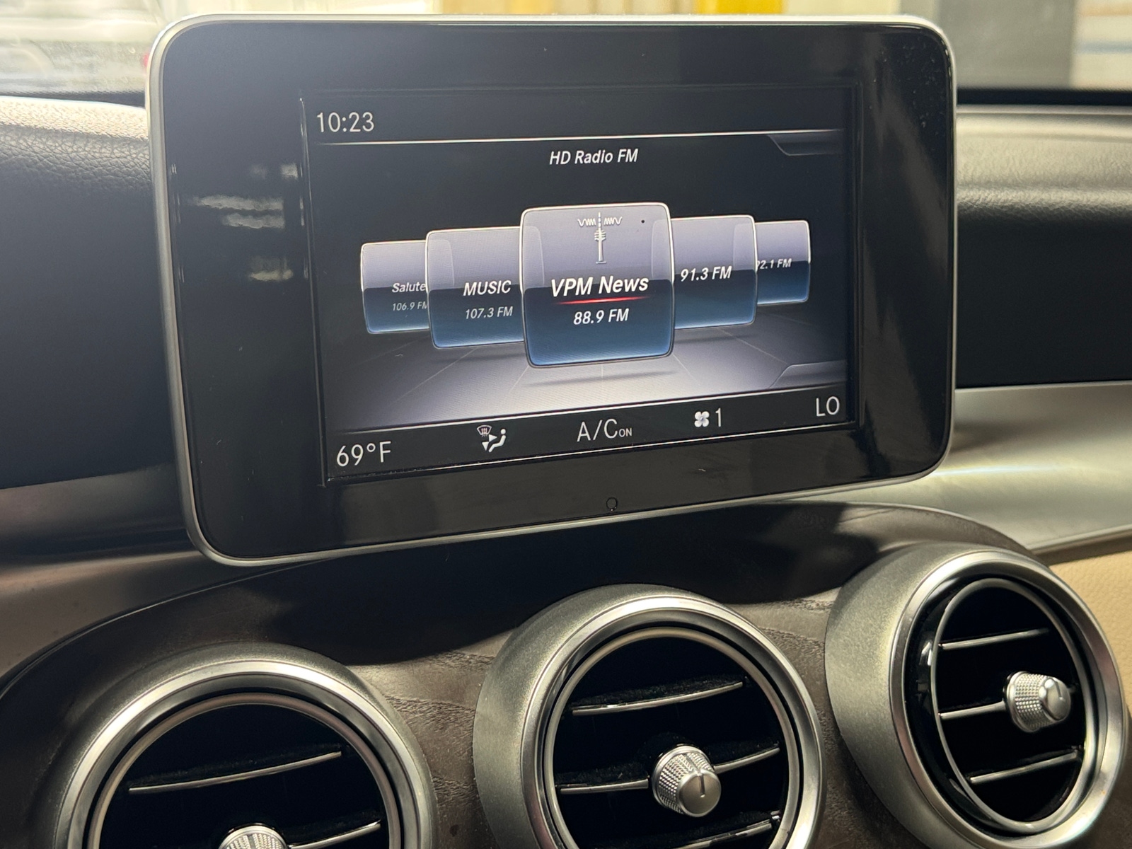 Thumbnail: 2018 Mercedes-Benz GLC - 3