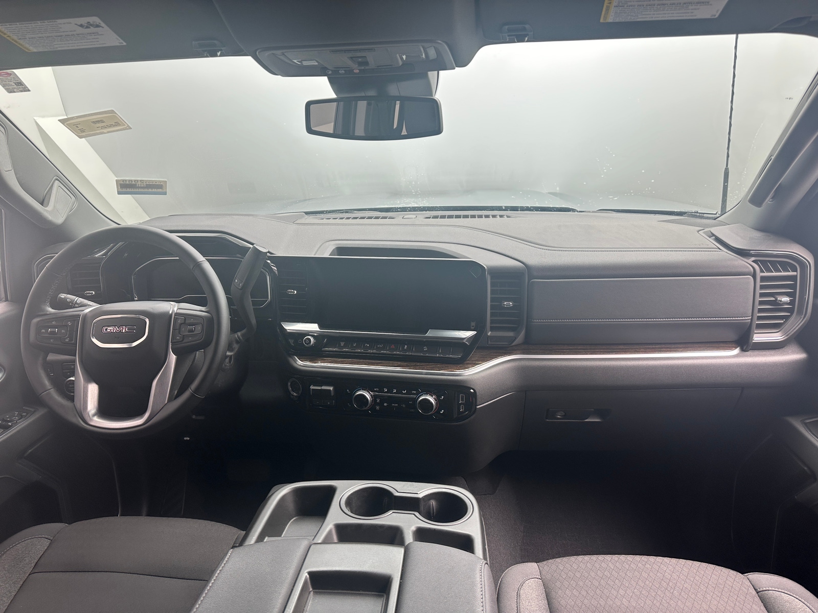 Thumbnail: 2025 GMC Sierra 2500 - 3