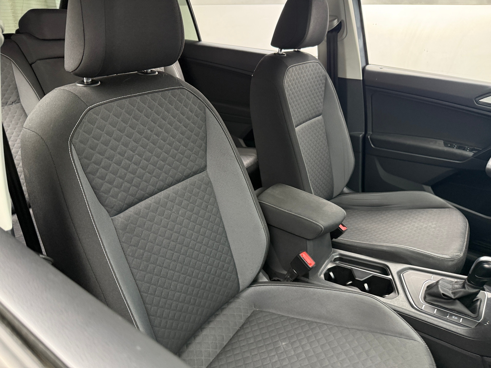 Thumbnail: 2021 Volkswagen Tiguan - 2