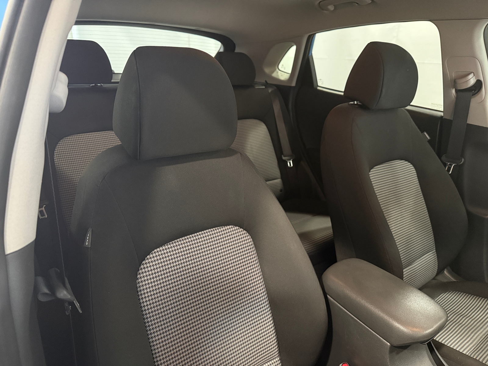 Thumbnail: 2020 Hyundai Kona - 2