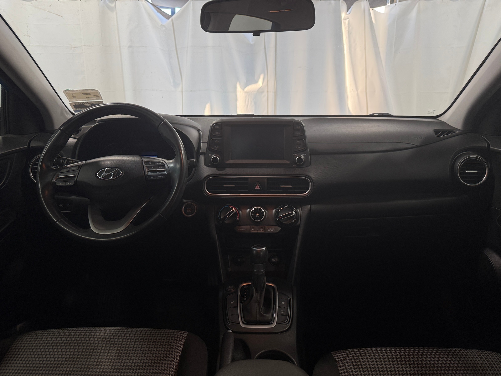 Thumbnail: 2020 Hyundai Kona - 3