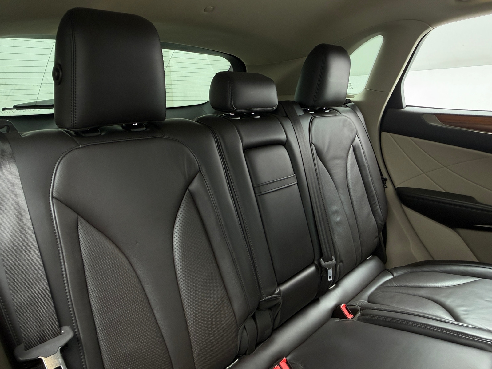Thumbnail: 2017 Lincoln MKC - 5