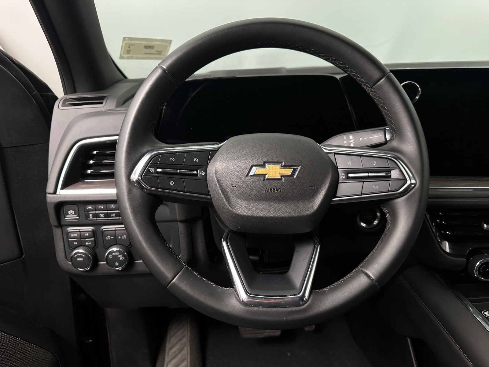 Thumbnail: 2025 Chevrolet Tahoe - 4