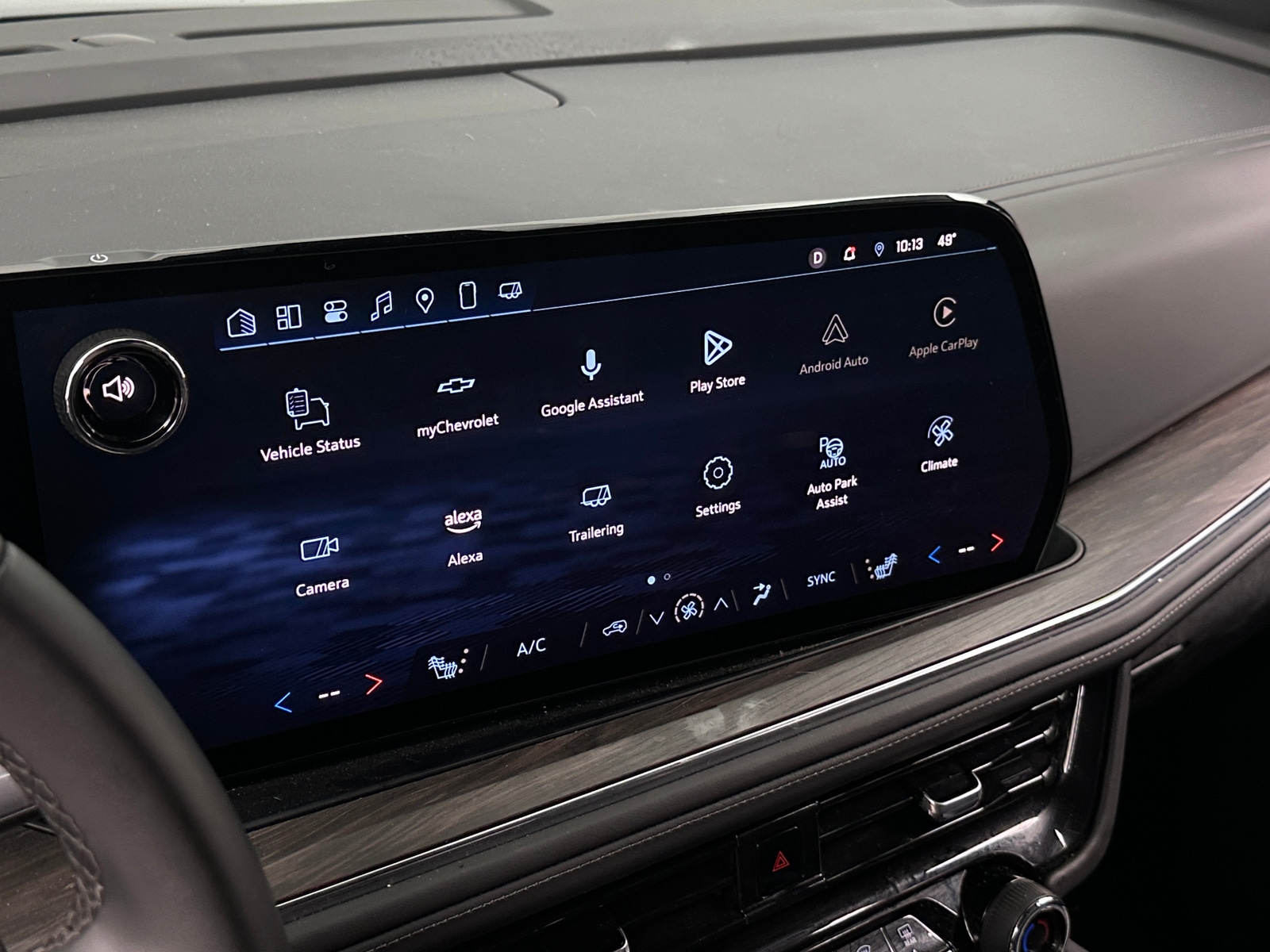 Thumbnail: 2025 Chevrolet Tahoe - 3