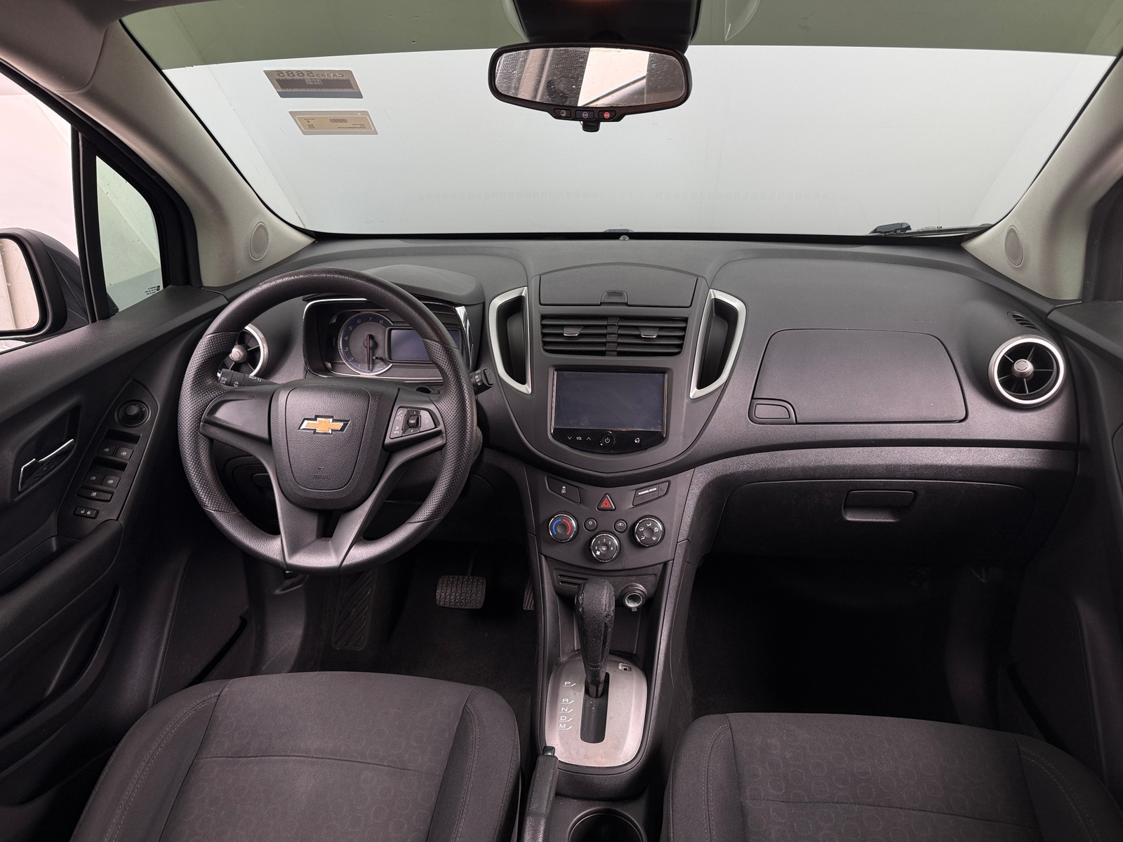 Thumbnail: 2016 Chevrolet Trax - 3