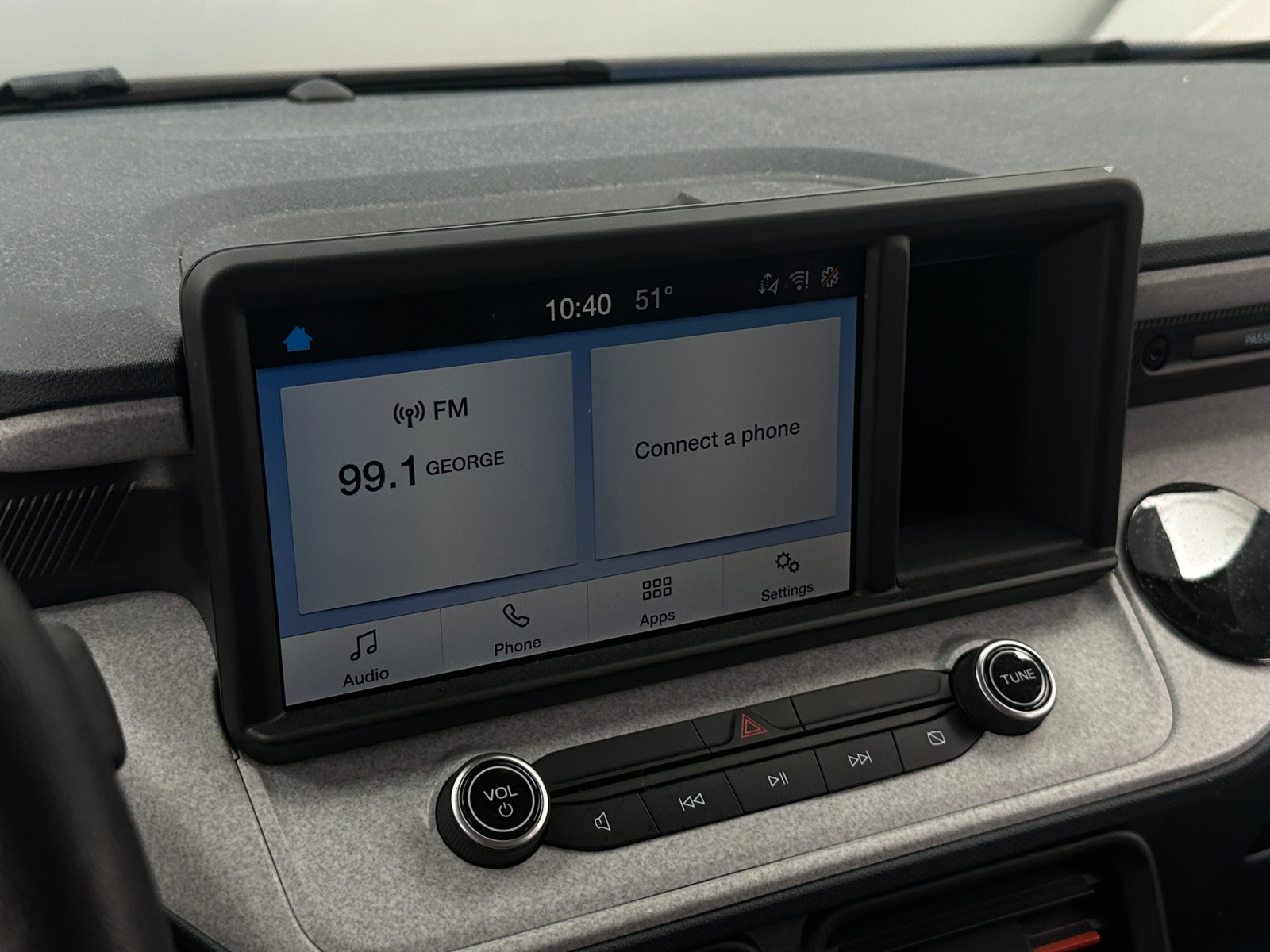 Thumbnail: 2022 Ford Maverick - 4