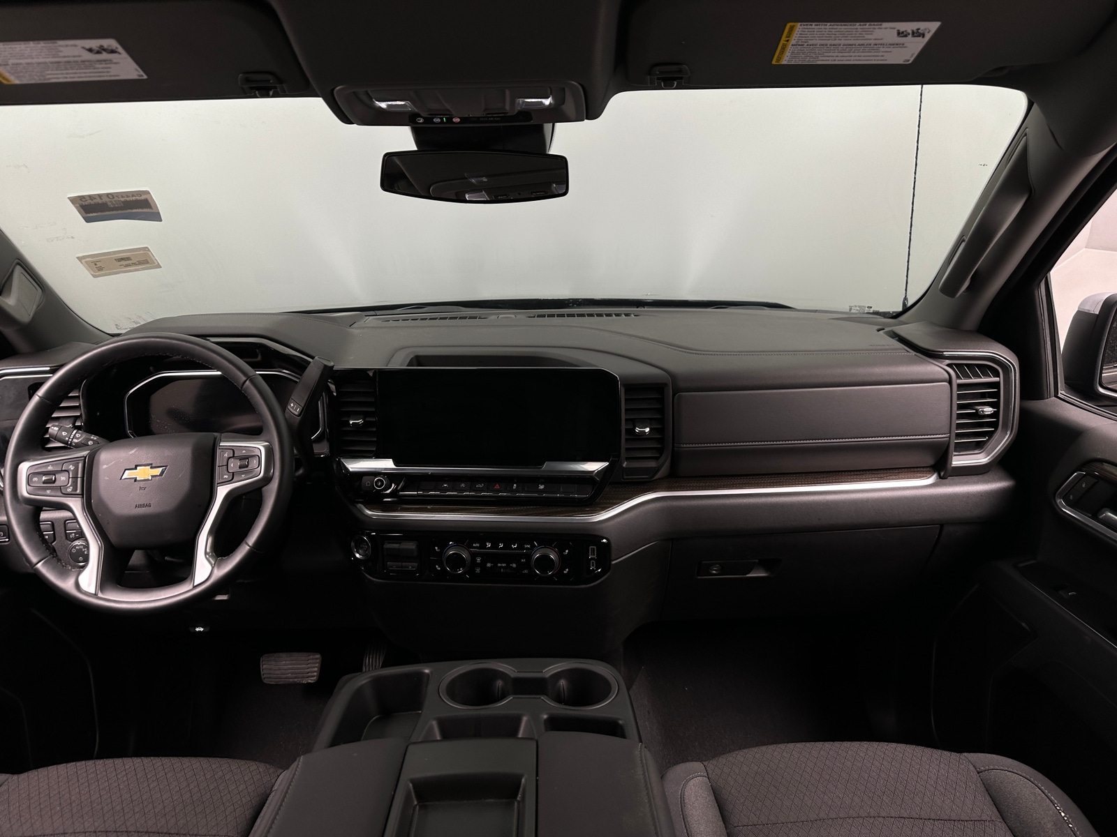 Thumbnail: 2026 Chevrolet Silverado 1500 - 3