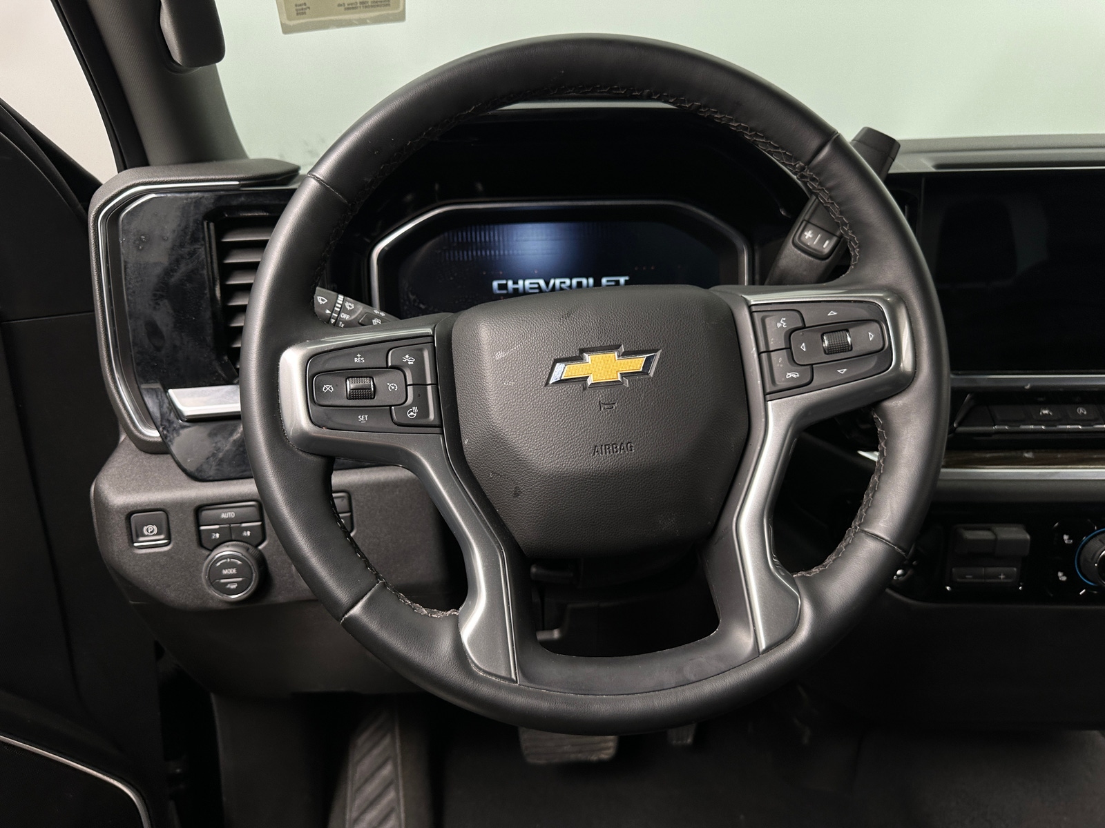 Thumbnail: 2026 Chevrolet Silverado 1500 - 5