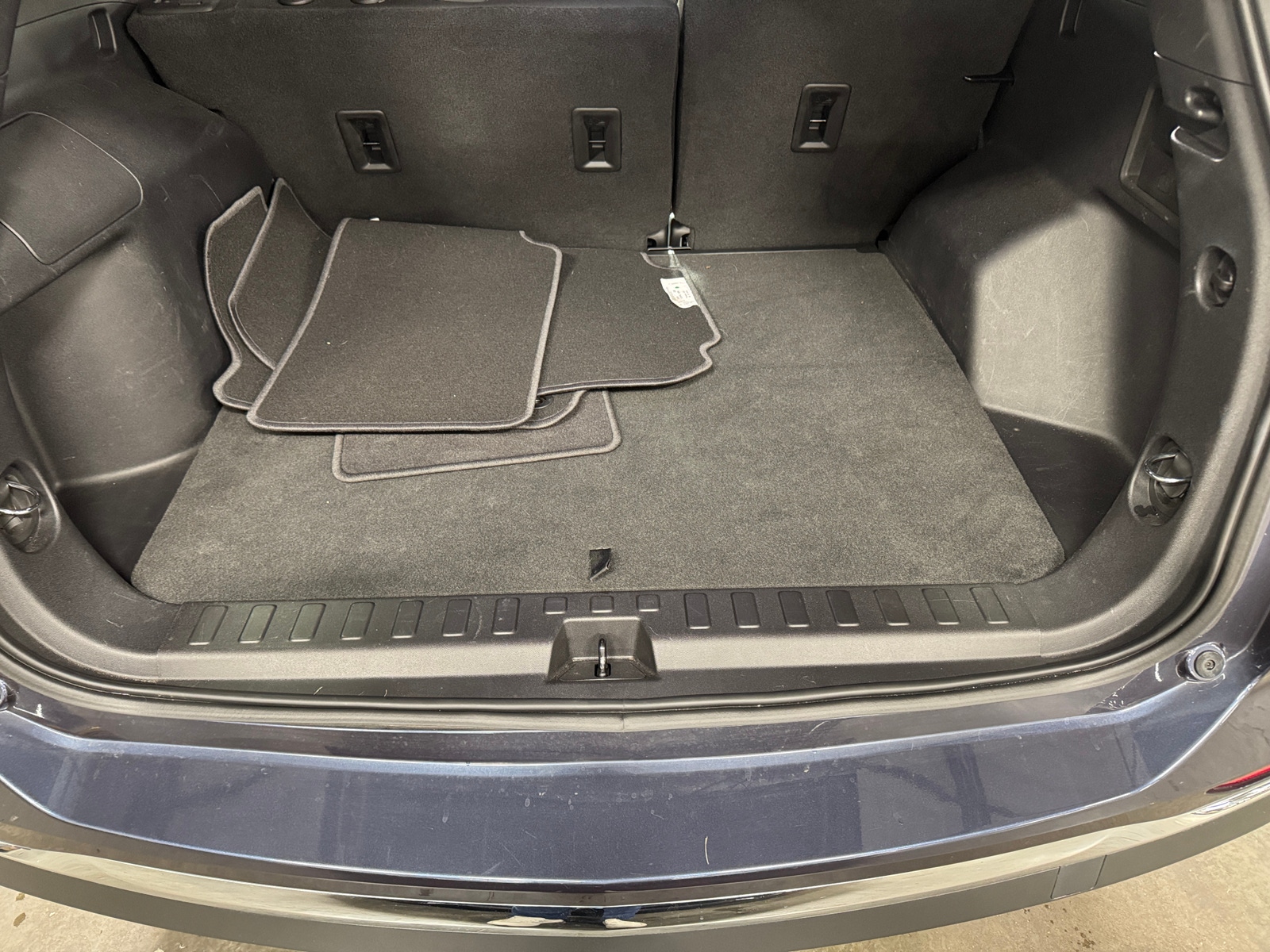 Thumbnail: 2018 Chevrolet Equinox - 7