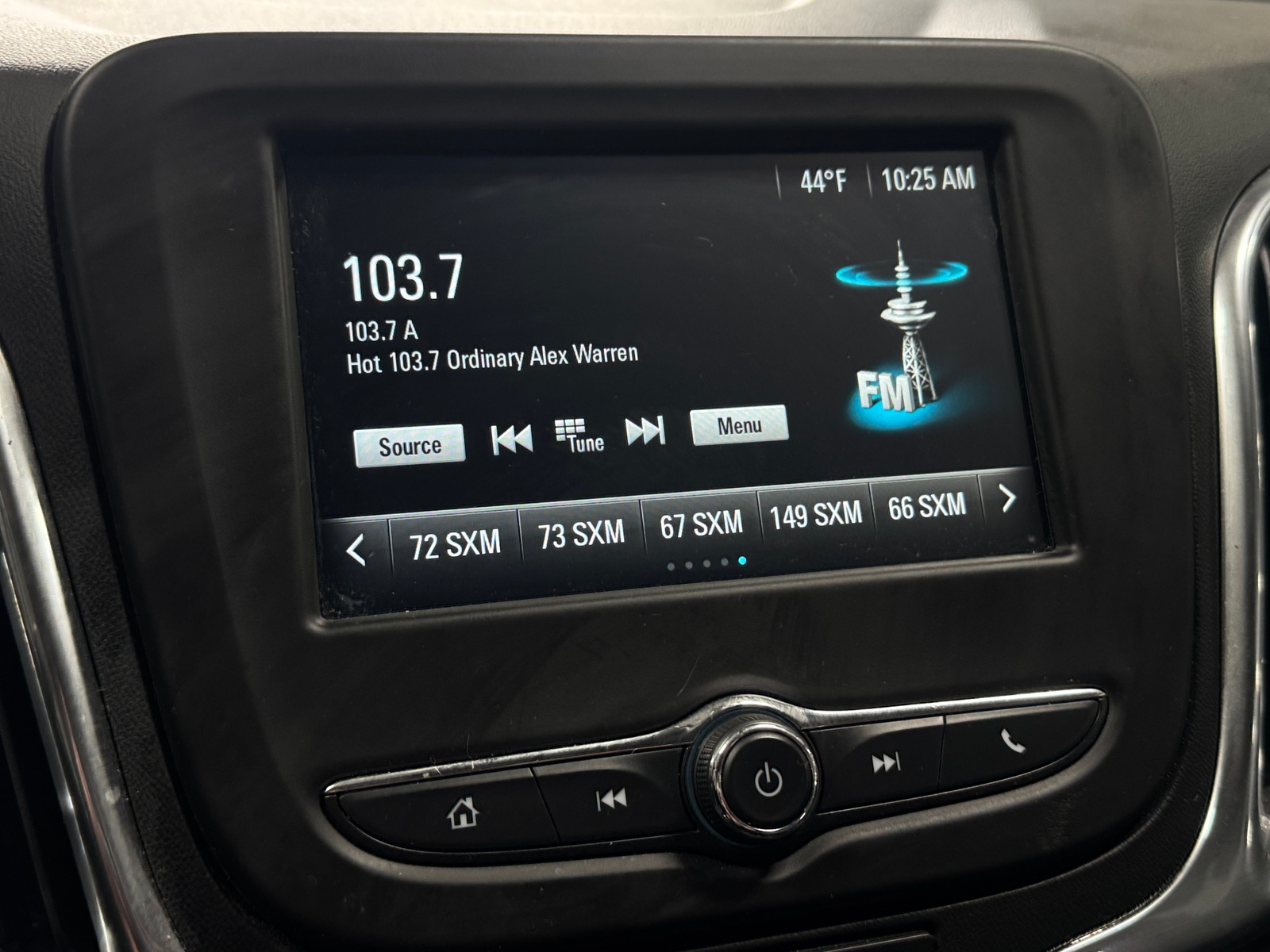 Thumbnail: 2018 Chevrolet Equinox - 4