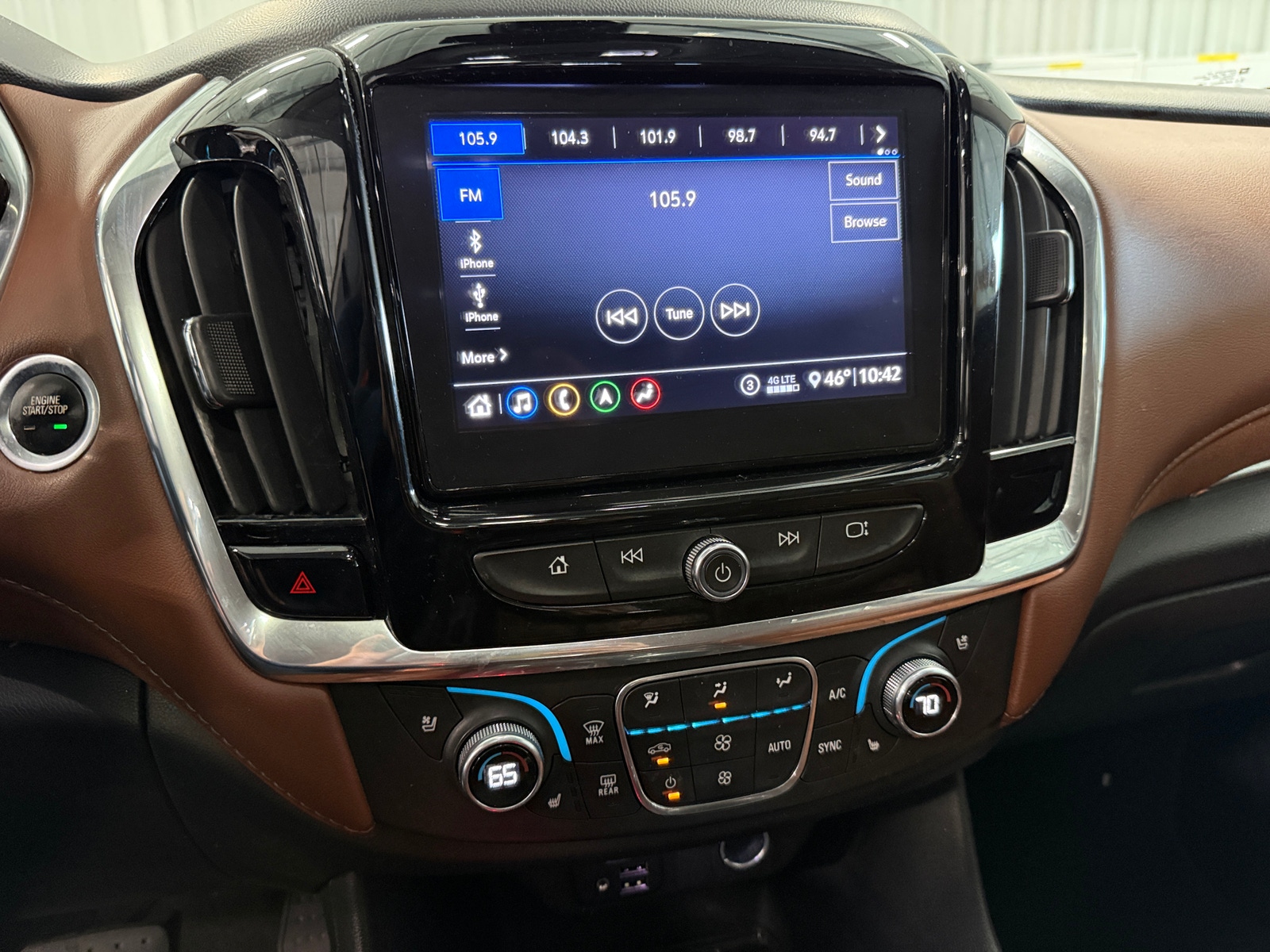 Thumbnail: 2020 Chevrolet Traverse - 3