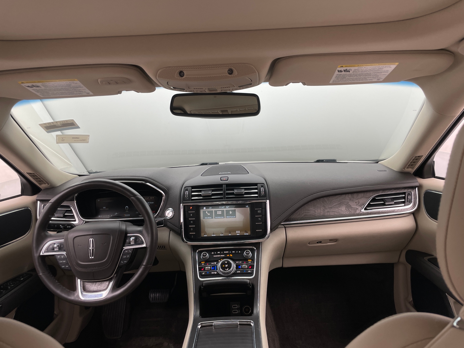 Thumbnail: 2017 Lincoln Continental - 2