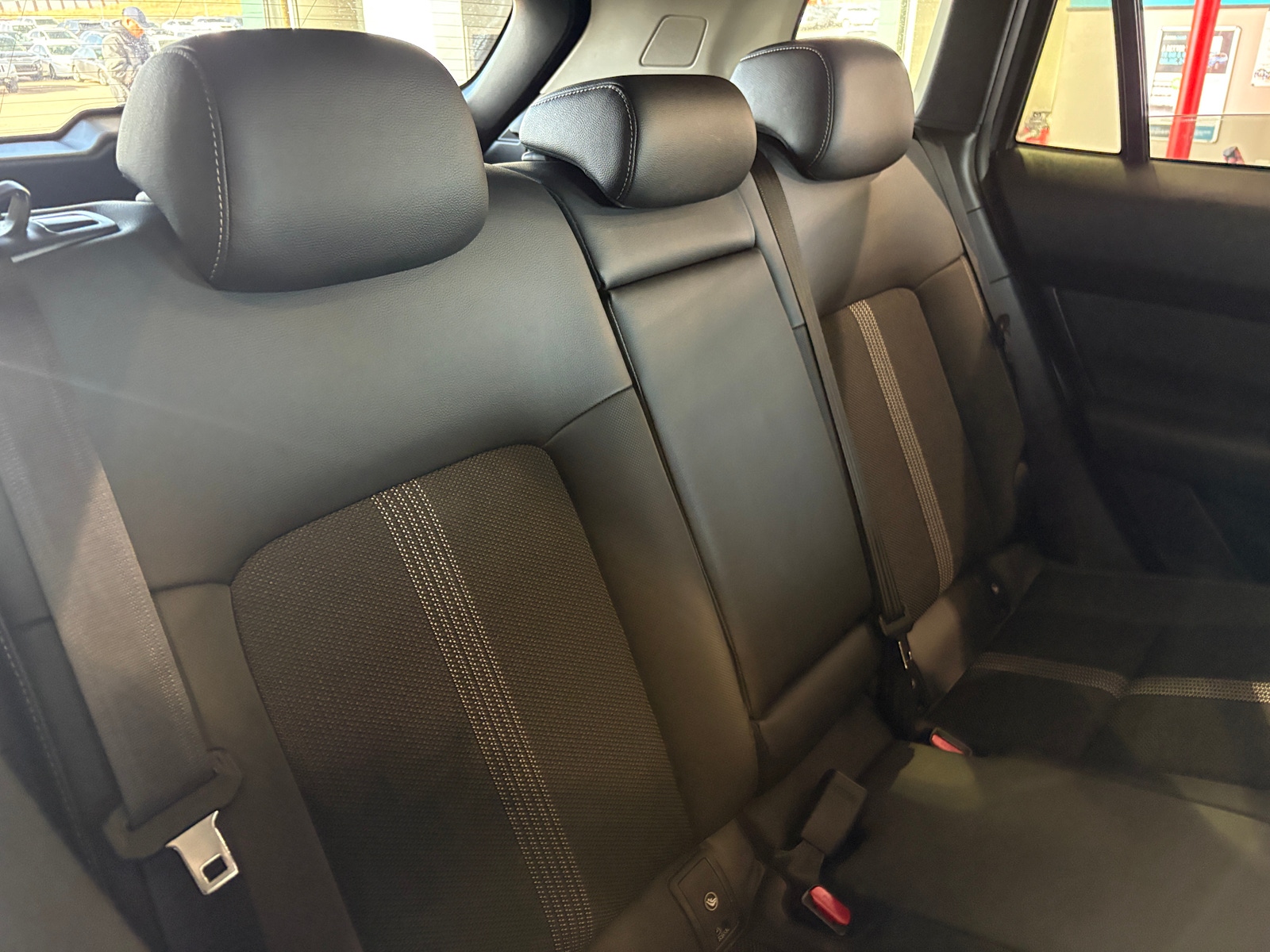 Thumbnail: 2025 Mazda CX-50 - 5