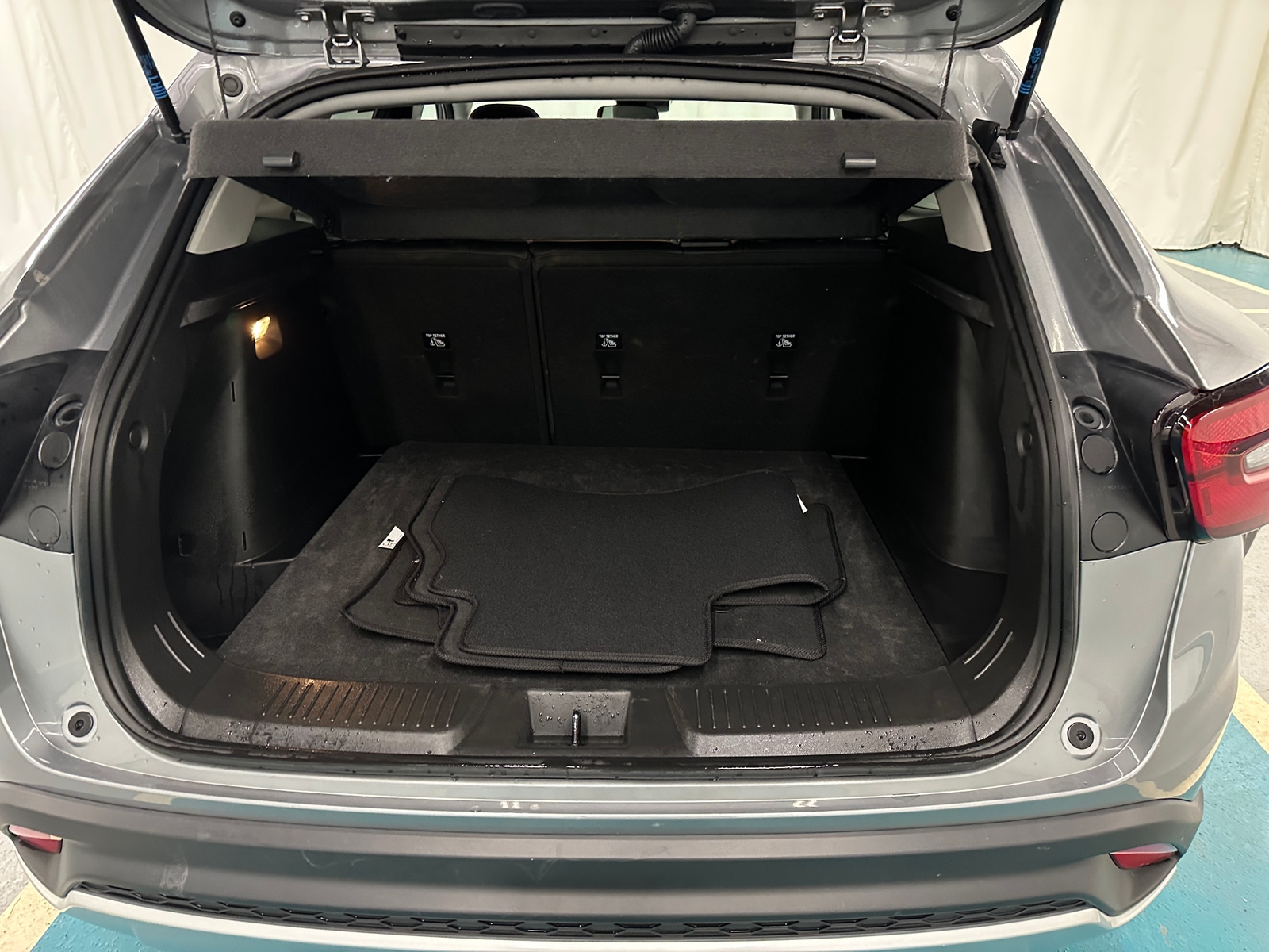 Thumbnail: 2025 Chevrolet Trax - 7