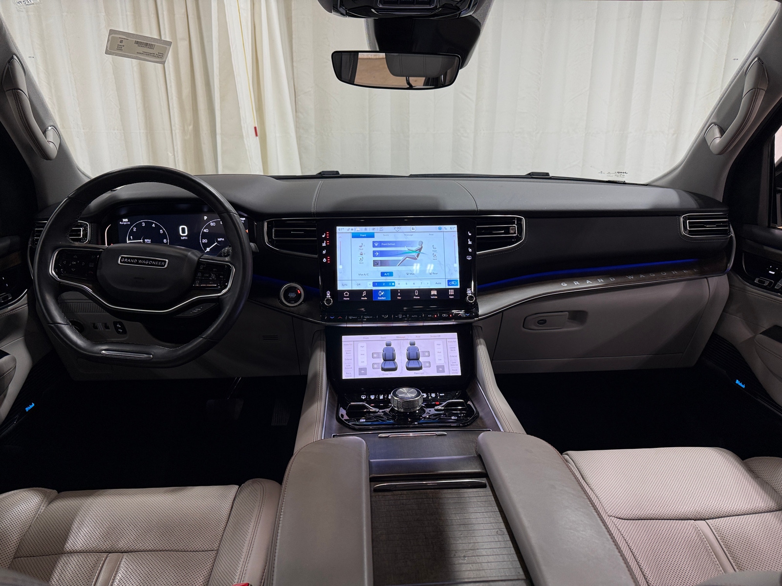 Thumbnail: 2022 Jeep Grand Wagoneer - 2
