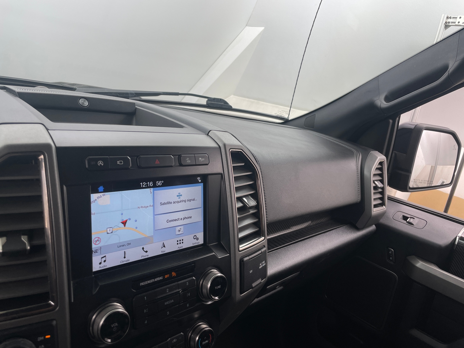 Thumbnail: 2019 Ford Econoline - 4