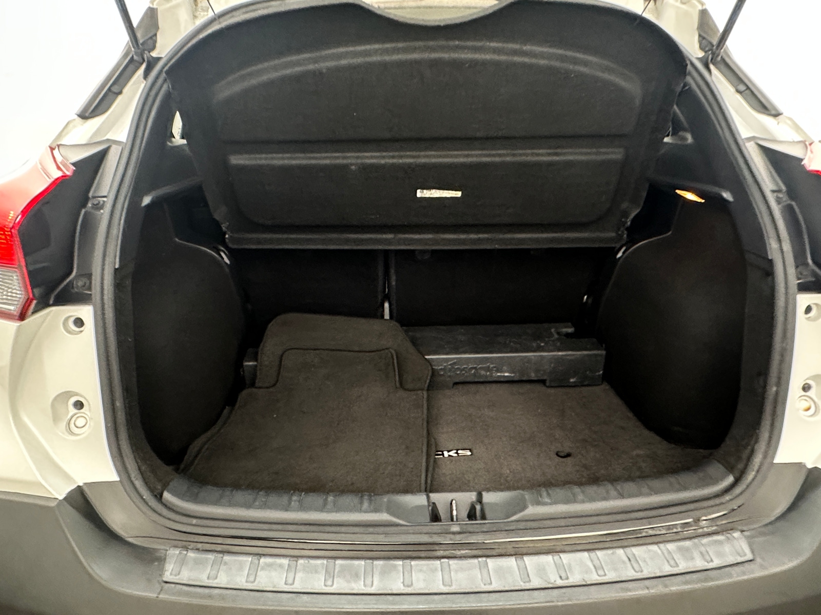 Thumbnail: 2019 Nissan Kicks - 7