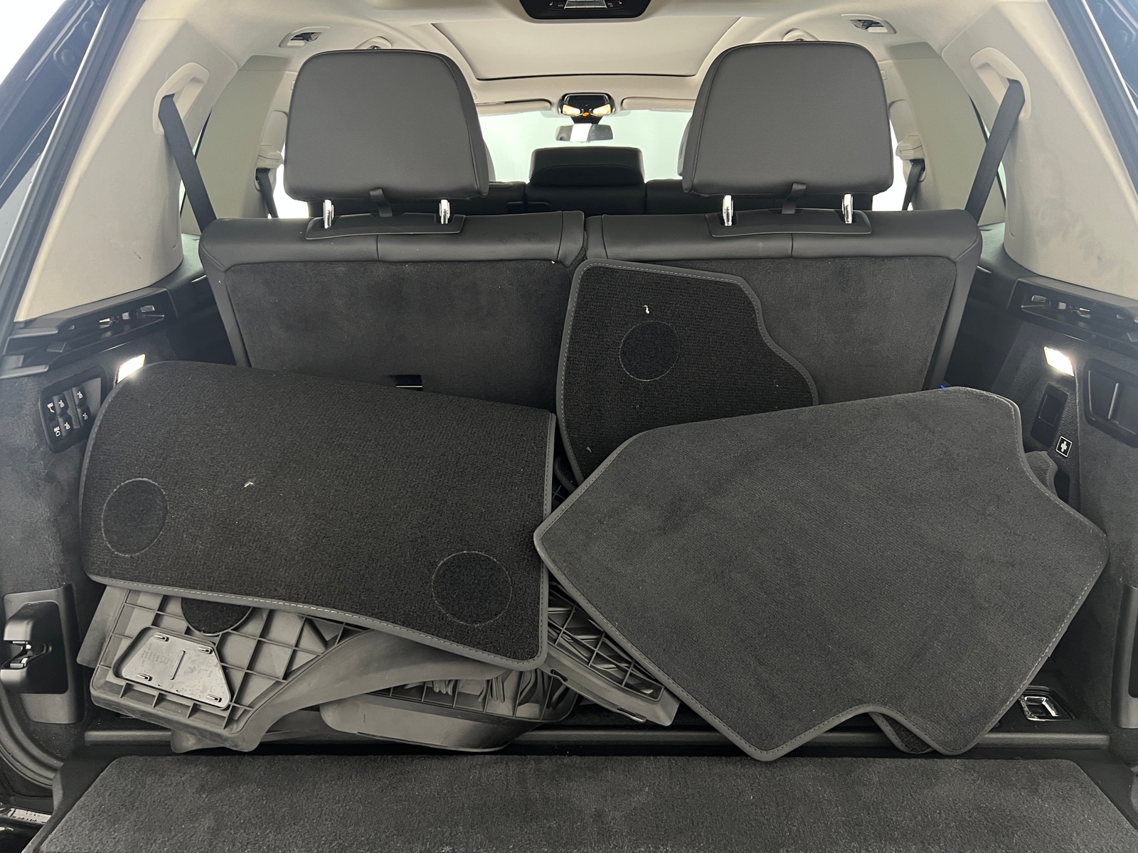 Thumbnail: 2020 BMW X7 - 6