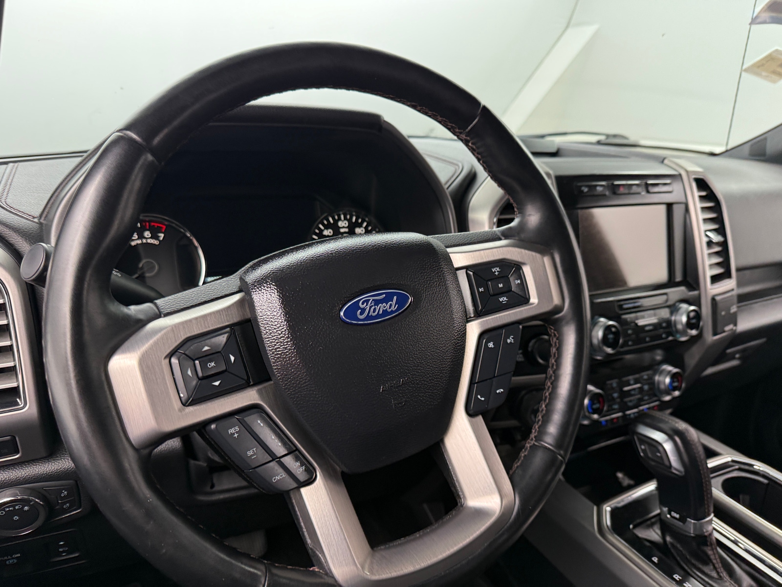 Thumbnail: 2020 Ford Econoline - 4