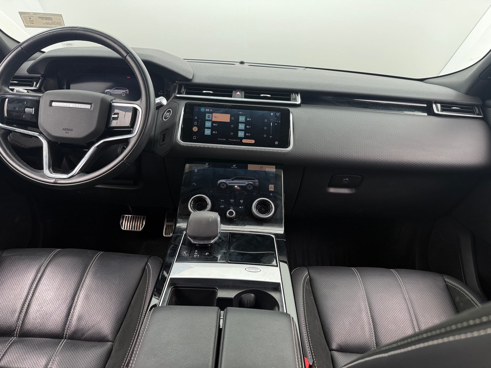 Thumbnail: 2021 Land Rover Range Rover Velar - 2
