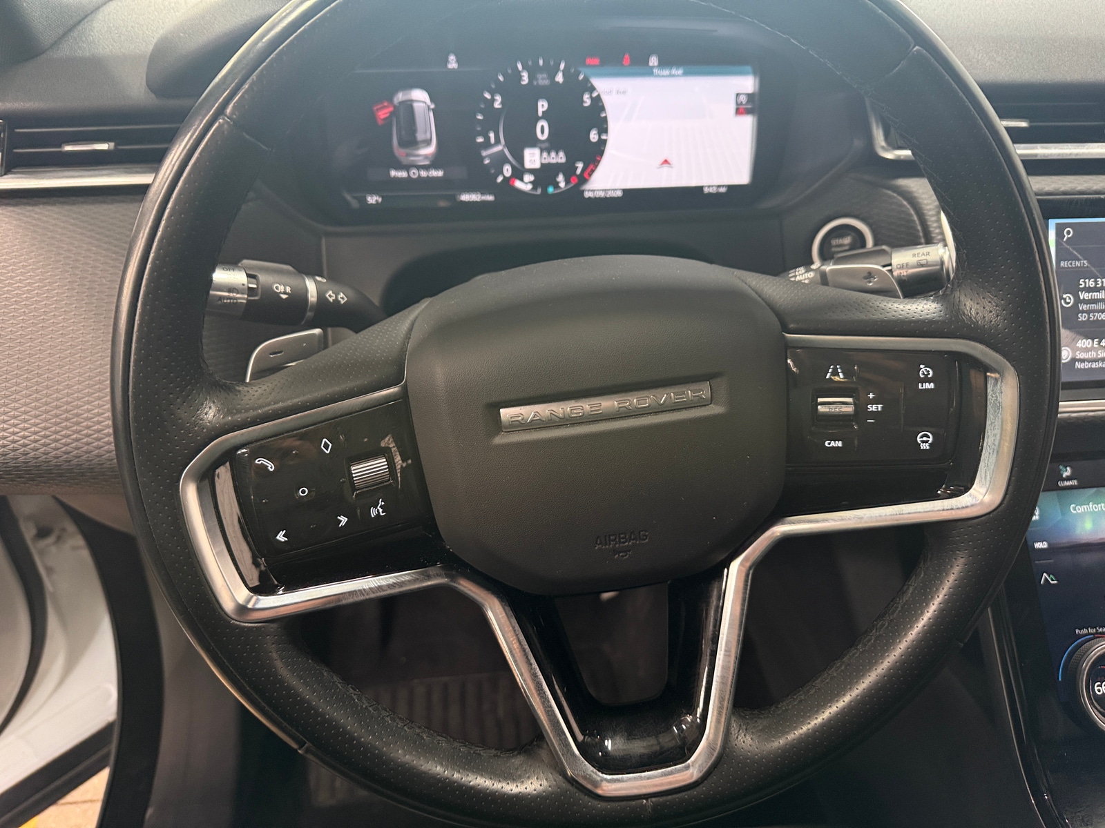 Thumbnail: 2021 Land Rover Range Rover Velar - 4