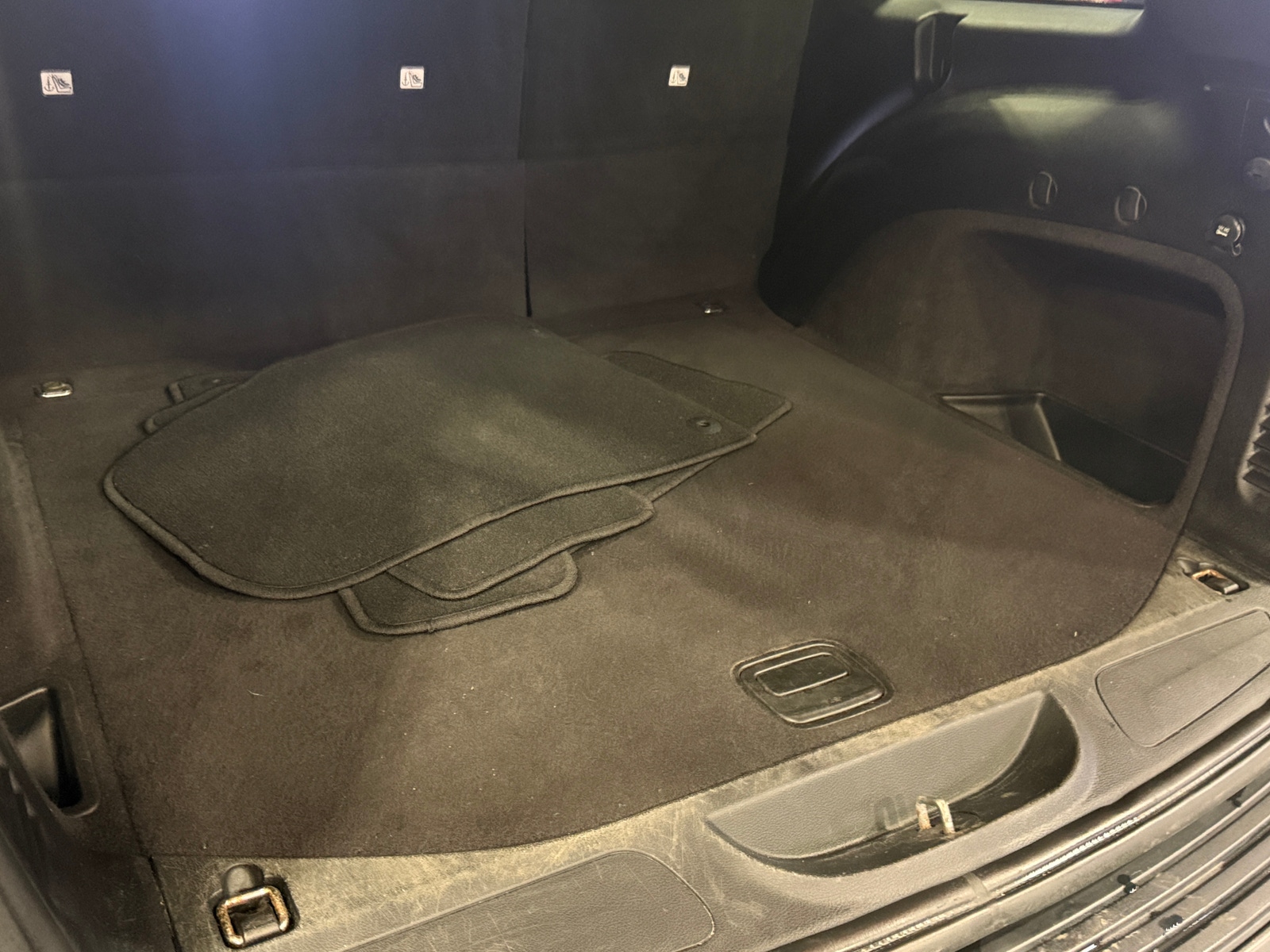Thumbnail: 2020 Jeep Grand Cherokee - 6