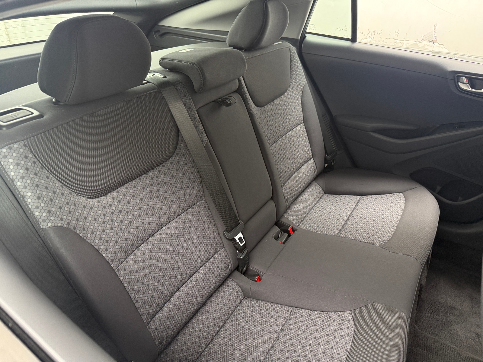 Thumbnail: 2019 Hyundai Ioniq - 6