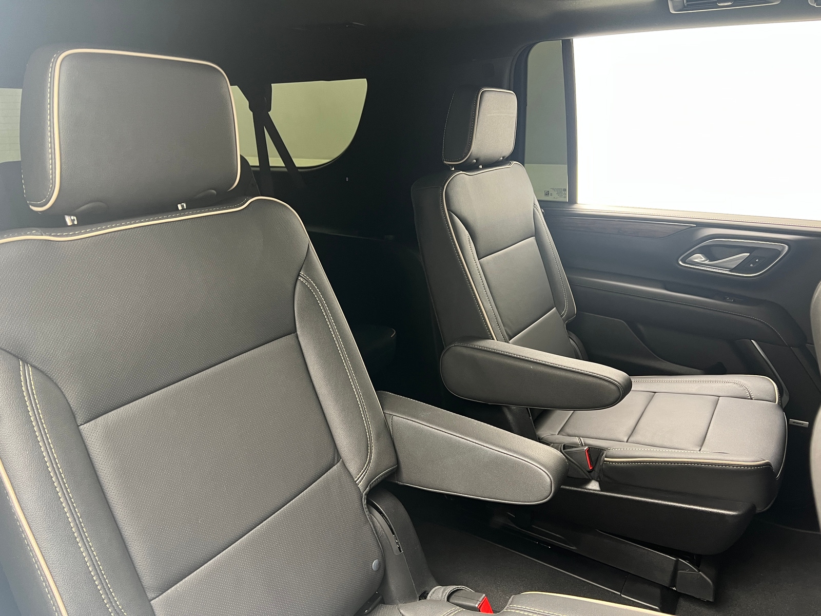 Thumbnail: 2024 Chevrolet Suburban - 5