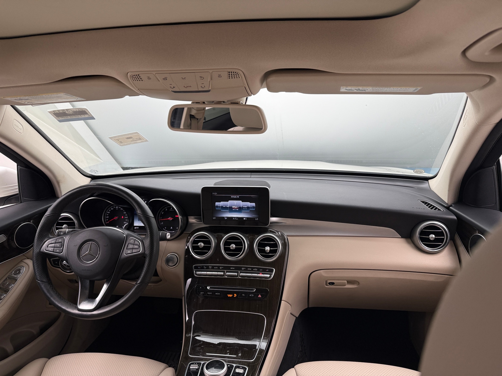 Thumbnail: 2019 Mercedes-Benz GLC - 2