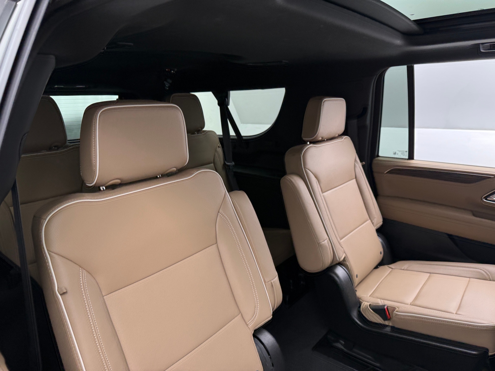 Thumbnail: 2024 Chevrolet Suburban - 5