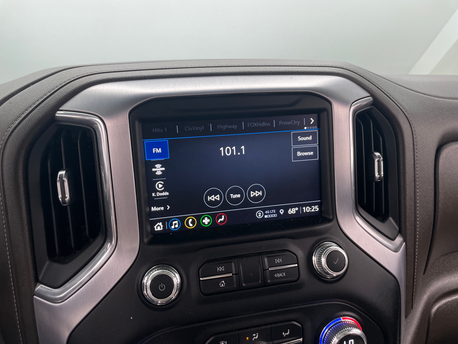 Thumbnail: 2022 GMC Sierra 1500 - 3