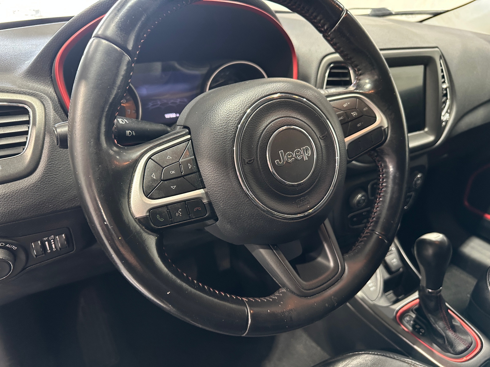 Thumbnail: 2019 Jeep Compass - 4