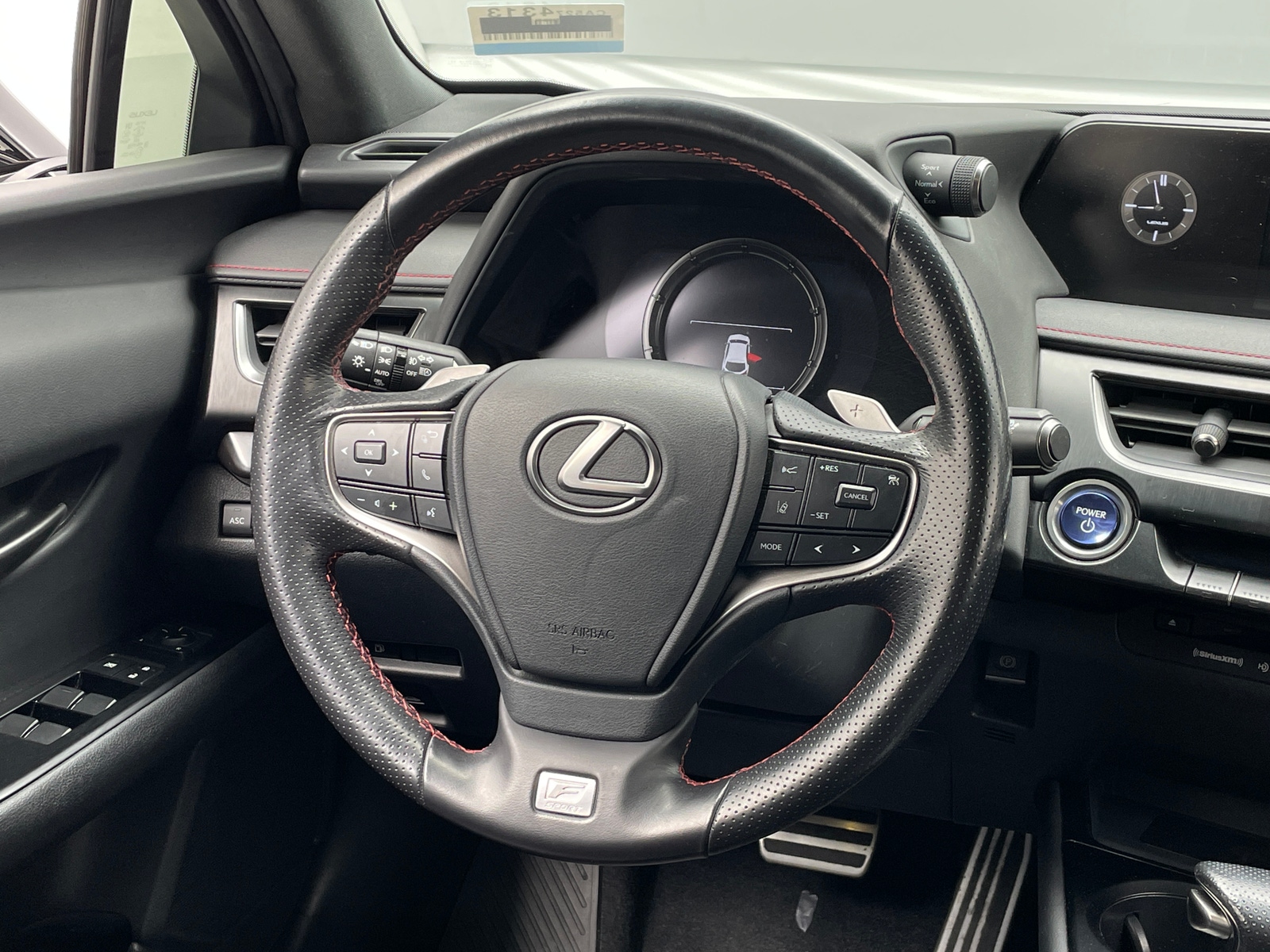 Thumbnail: 2021 Lexus UX - 4