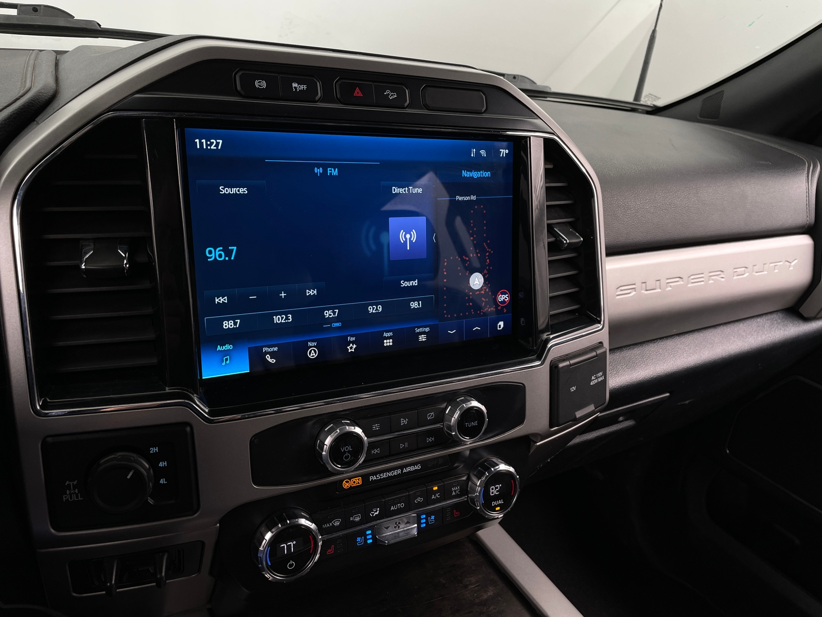 Thumbnail: 2022 Ford Econoline - 3